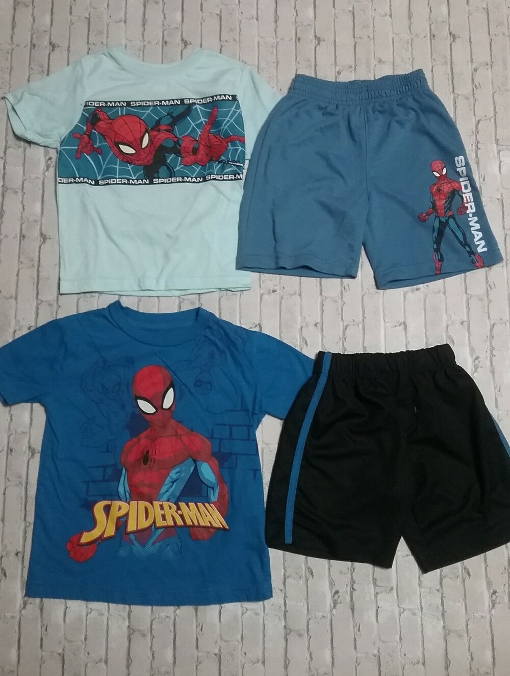 Spiderman Kids Graphic Tees in Blue and Light Blue Sets 4T